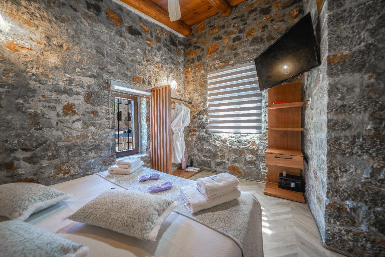 Petra Elounda Suites - Adults Only Экстерьер фото